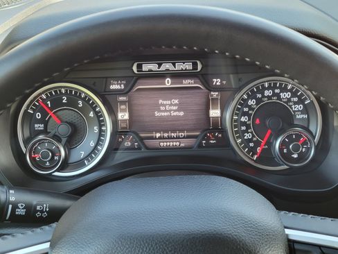 Used 2021 RAM 1500 Big Horn AWD/4WD image 14