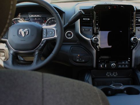 New 2026 RAM 2500 Big Horn image 17