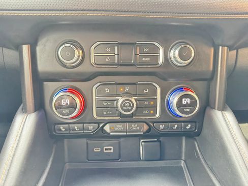Used 2022 GMC Yukon AT4 AWD/4WD image 19