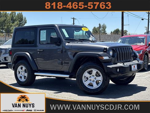 Used 2022 Jeep Wrangler Sport AWD/4WD image 1