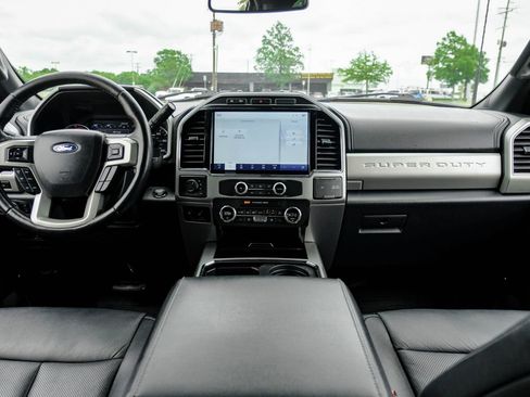 Used 2022 Ford F250 Lariat w/ Black Appearance Package AWD/4WD image 15