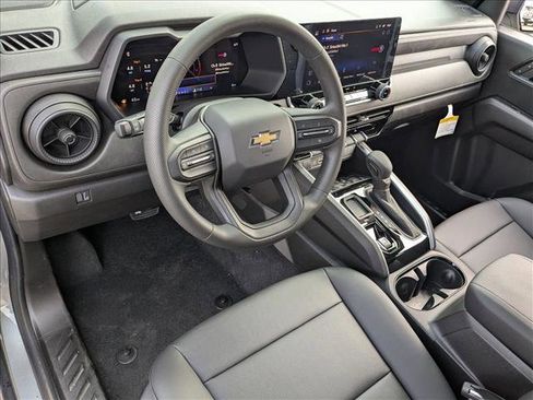 New 2026 Chevrolet Colorado W/T image 3