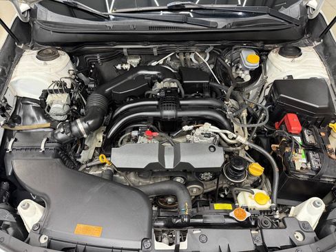 Used 2016 Subaru Outback 2.5i Limited AWD/4WD image 7