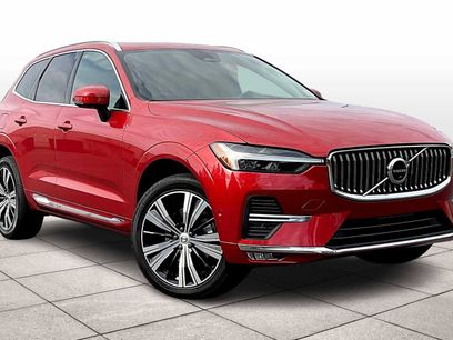 Used 2023 Volvo XC60 B5 Plus w/ Climate Package