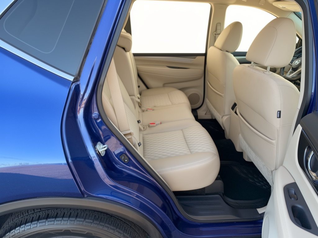 Used 2017 Nissan Rogue S FWD image 33