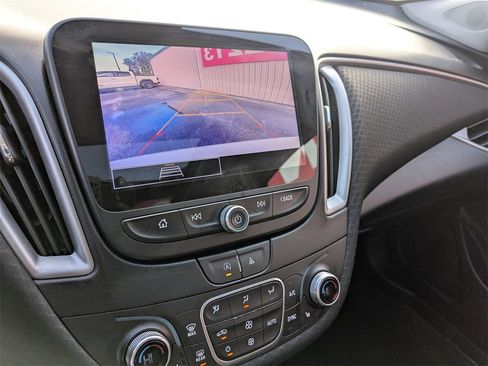 Certified 2024 Chevrolet Malibu LT image 9