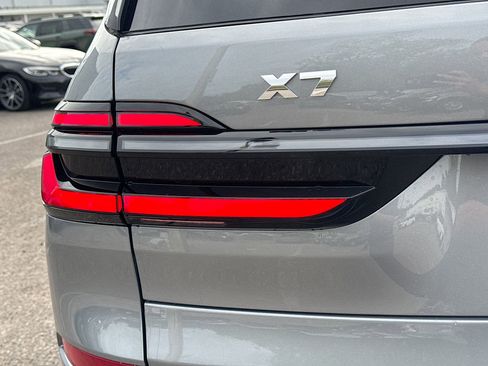 New 2026 BMW X7 M60i image 10
