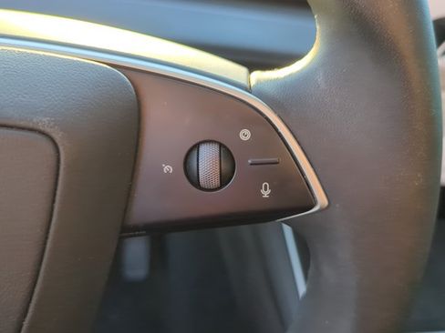Used 2026 Tesla Model Y Long Range AWD/4WD image 11