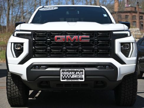 Used 2023 GMC Canyon Elevation w/ Elevation Premium Package image 9