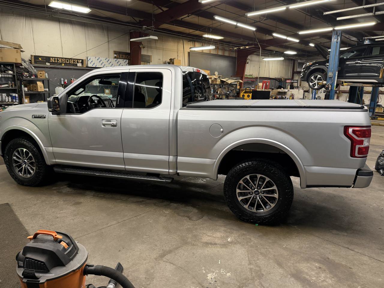 Used 2018 Ford F150 XLT w/ Equipment Group 302A Luxury AWD/4WD image 8