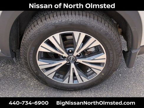 Certified 2023 Nissan Rogue SV w/ SV Premium B Package AWD/4WD image 29