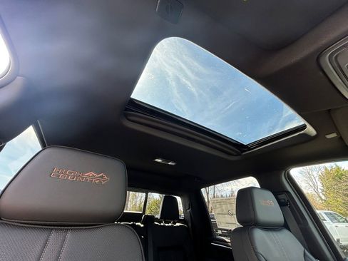 New 2026 Chevrolet Silverado 3500 High Country w/ High Country Premium Package AWD/4WD image 27