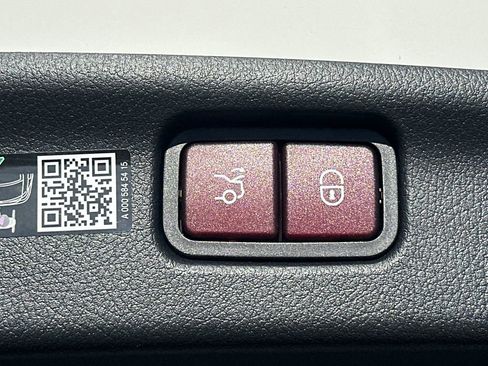 New 2026 Mercedes-Benz C 300 Sedan image 21