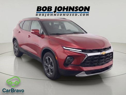Certified 2023 Chevrolet Blazer LT AWD/4WD image 1