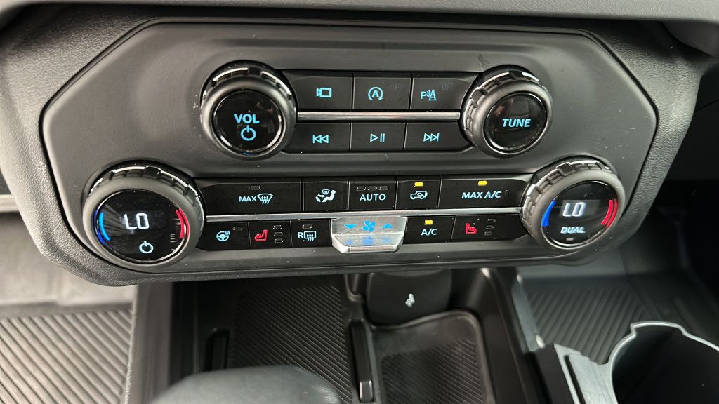 Used 2025 Ford Bronco Badlands AWD/4WD image 18