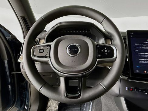 Certified 2026 Volvo XC90 B6 Plus w/ Protection Package Premier AWD/4WD image 11