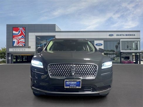Used 2023 Lincoln Nautilus AWD image 8