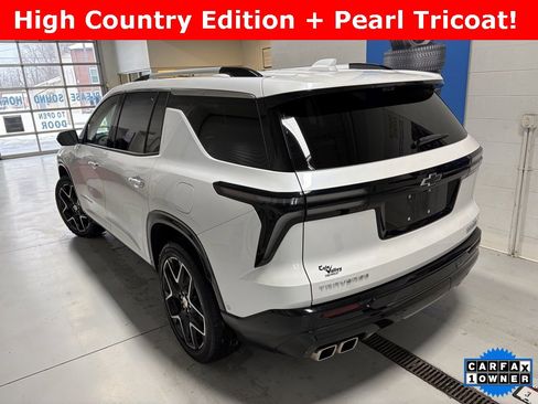 Used 2025 Chevrolet Traverse High Country w/ LPO, Floor Liner Package image 5