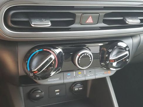 Certified 2023 Hyundai Kona SEL AWD/4WD image 27