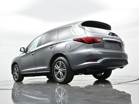 Used 2017 INFINITI QX60 Luxe AWD/4WD image 44