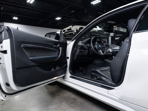 Used 2016 BMW M2 image 33