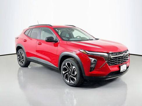 New 2026 Chevrolet Trax RS image 3