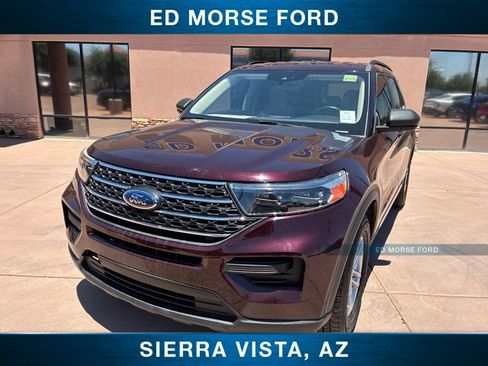 Used 2022 Ford Explorer XLT RWD image 2