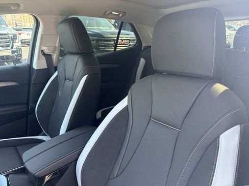 New 2026 Buick Envision Sport Touring AWD/4WD image 14