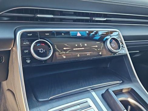 Used 2024 Genesis GV80 2.5T image 22