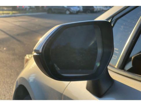 Used 2022 Toyota Corolla LE image 18