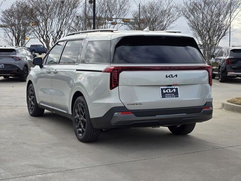 New 2026 Kia Carnival SX Prestige image 3