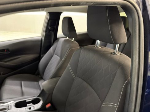 Used 2024 Toyota Corolla LE FWD image 5