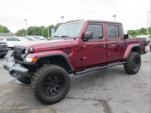 Used 2021 Jeep Gladiator Sport image 9
