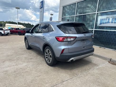 Used 2022 Ford Escape SEL w/ Technology Package FWD image 5