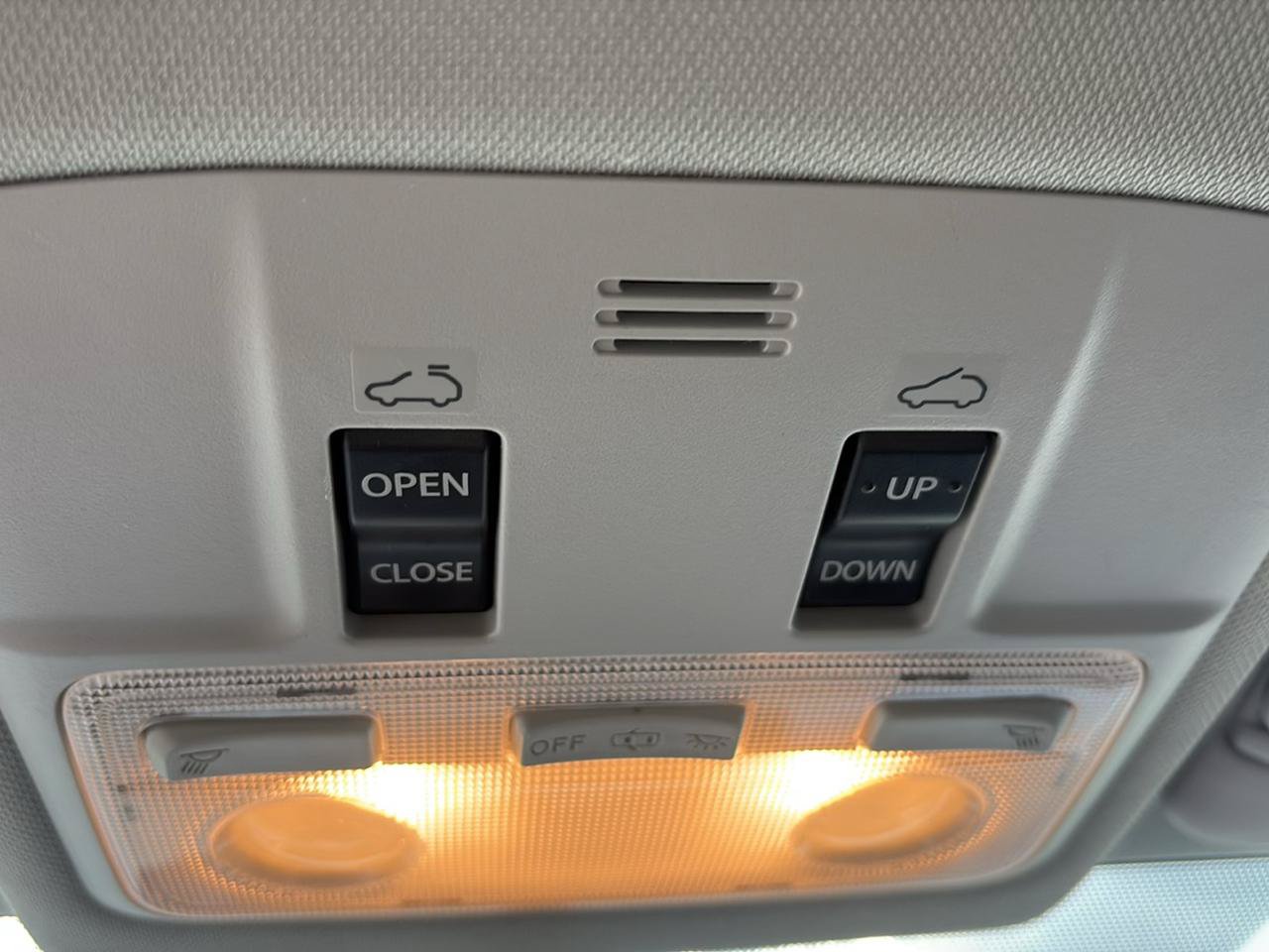 Used 2015 Toyota RAV4 XLE FWD image 14