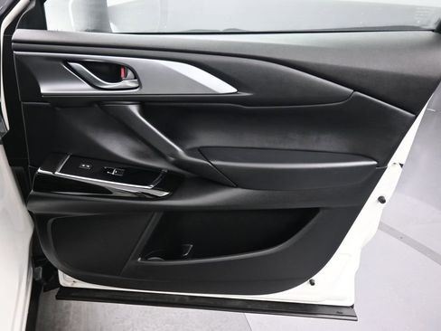 Used 2023 MAZDA CX-9 Touring image 49