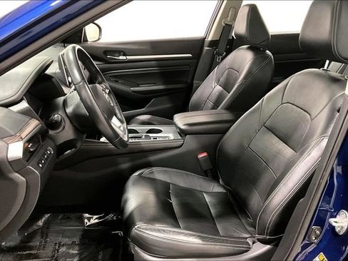 Used 2019 Nissan Altima 2.5 Platinum image 21