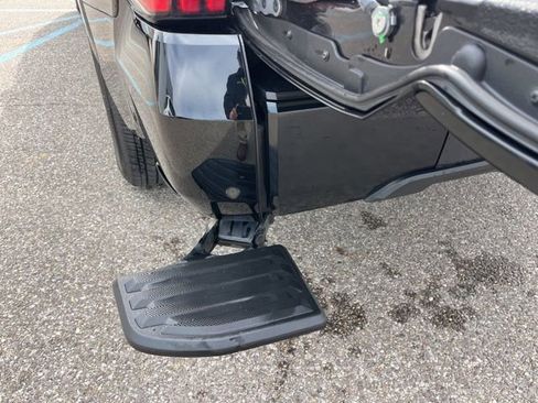 Certified 2025 Toyota Tundra Platinum image 31