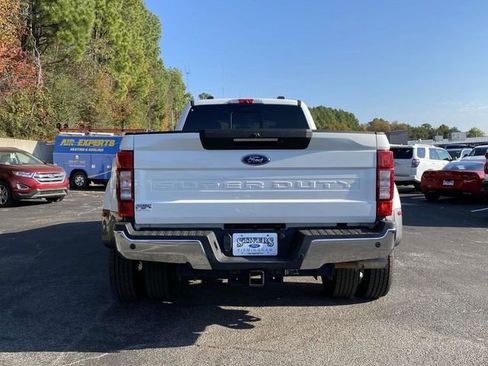 Used 2022 Ford F350 Lariat w/ Lariat Ultimate Package image 5