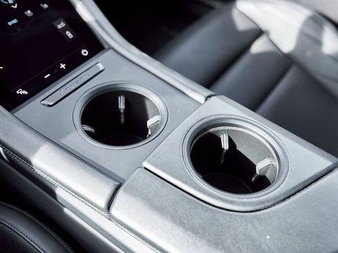 Used 2021 Porsche Taycan 4S image 63