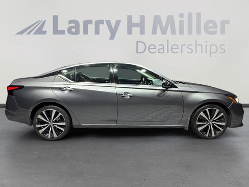 Used 2021 Nissan Altima 2.5 Platinum image 6