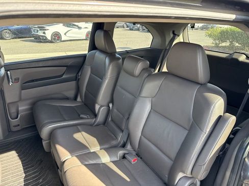 Used 2014 Honda Odyssey Touring image 10