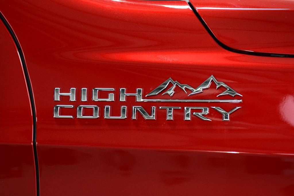 New 2026 Chevrolet Tahoe High Country AWD/4WD image 16