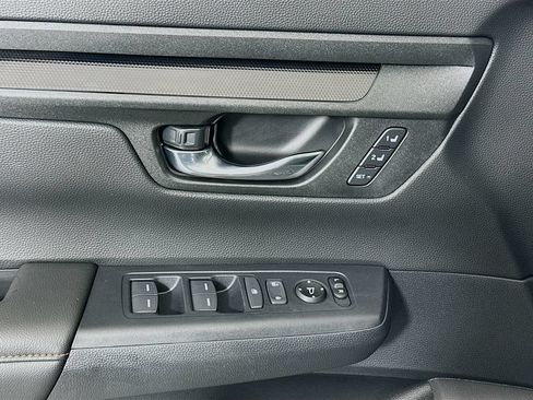 Used 2025 Honda CR-V Sport-L image 17
