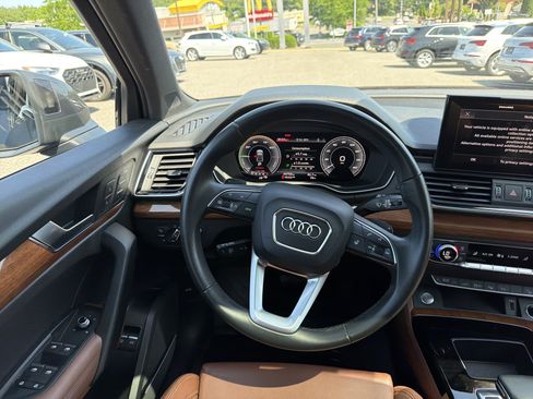 Certified 2023 Audi Q5 e Prestige w/ Prestige Package AWD/4WD image 9