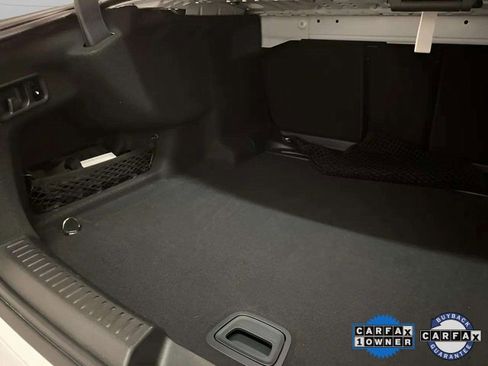 Used 2025 Mercedes-Benz E 350 Sedan image 89