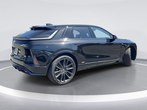 New 2026 Cadillac Lyriq V AWD/4WD image 3
