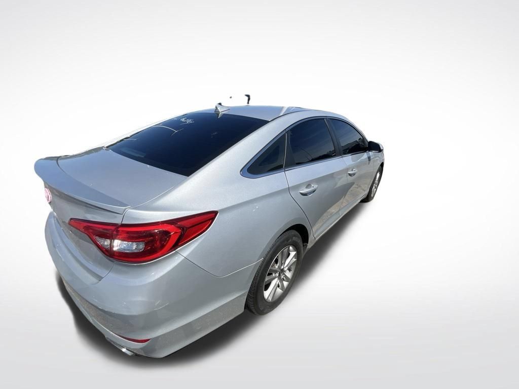 Used 2017 Hyundai Sonata SE FWD image 11