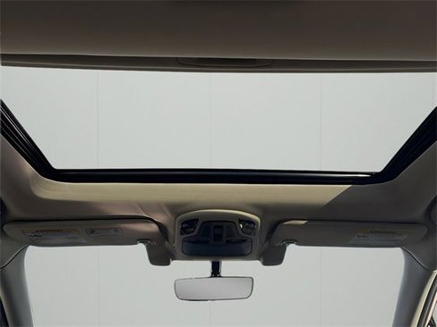 Used 2021 Subaru Outback Touring XT image 16