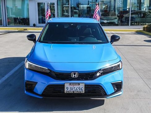 Used 2024 Honda Civic Sport image 2